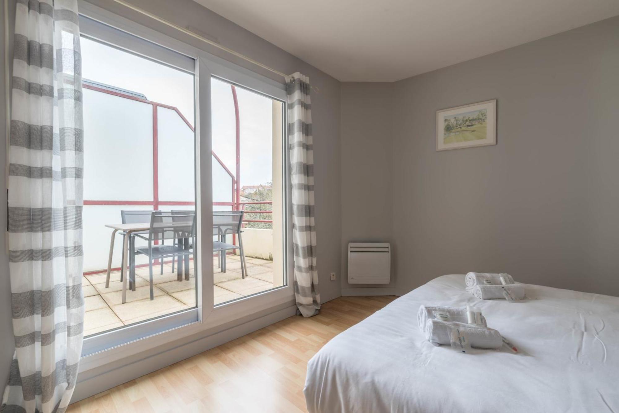 Appartement 4P Avec Vue Imprenable بورنيك المظهر الخارجي الصورة